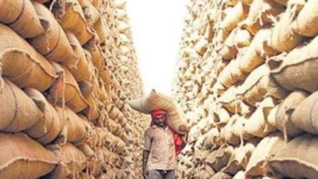 ਅਨਾਜ ਦੀ ਘਾਟ ਕਾਰਨ ਪੰਜਾਬ ‘ਚ ਕਣਕ ਦੇ ਆਟੇ ਦੇ ਭਾਅ 40 ਤੋਂ 60 ਰੁਪਏ ਪ੍ਰਤੀ ਕਿਲੋਗ੍ਰਾਮ ਹੋ ਗਏ ਹਨ।