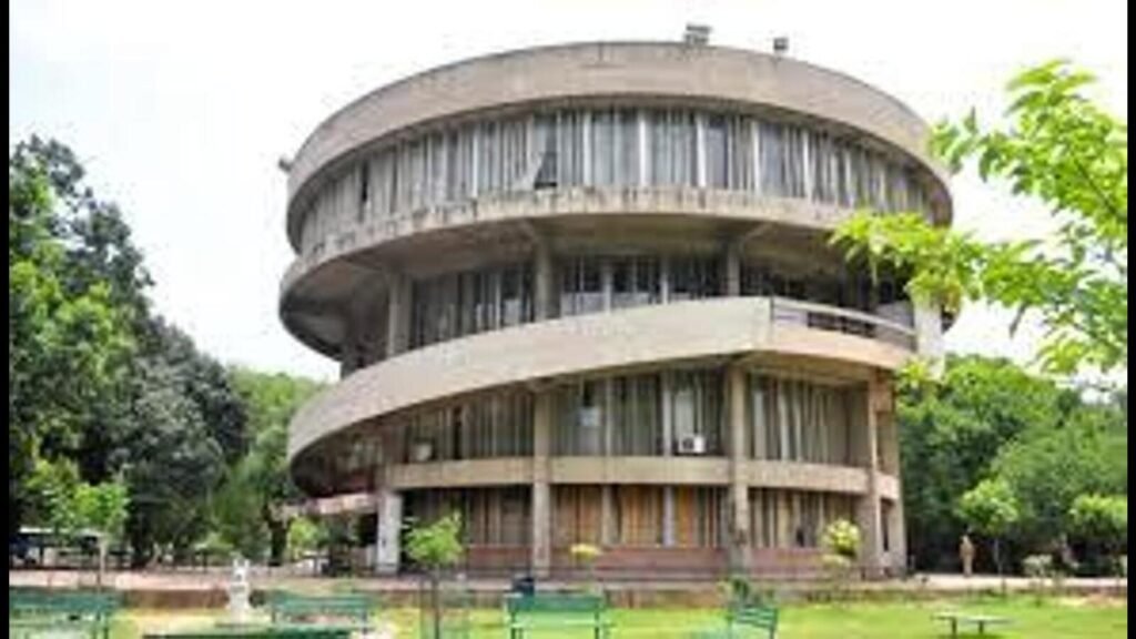 ਚੰਡੀਗੜ੍ਹ: ਪੂਟਾ ਨੇ ਯੂਜੀਸੀ ਨਿਯਮਾਂ ਦੇ ਡਰਾਫਟ ਦੀ ਸਮੀਖਿਆ ਲਈ ਪੰਜ ਮੈਂਬਰੀ ਪੈਨਲ ਦਾ ਗਠਨ ਕੀਤਾ ਹੈ