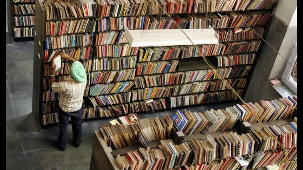 {ਡਾਇਅਰ ਸਟ੍ਰੇਟਸ ਵਿਚ ਪਬਲਿਕ ਲਾਇਬ੍ਰੇਰੀਆਂ