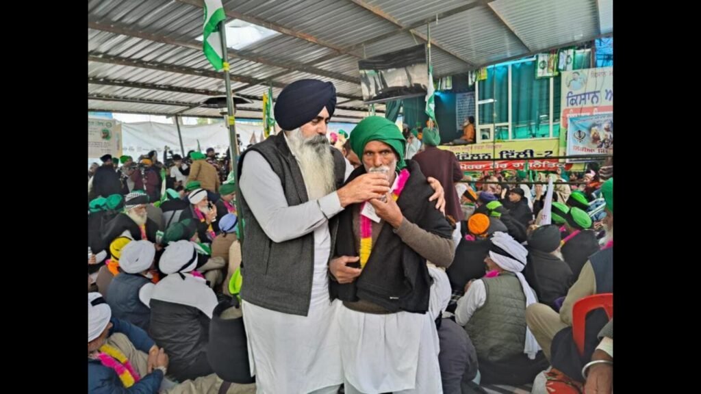 ਡੱਲੇਵਾਲ ਵੱਲੋਂ ਡਾਕਟਰੀ ਸਹਾਇਤਾ ਲੈਣ ਤੋਂ ਬਾਅਦ 121 ਕਿਸਾਨਾਂ ਨੇ ਮਰਨ ਵਰਤ ਸਮਾਪਤ ਕੀਤਾ