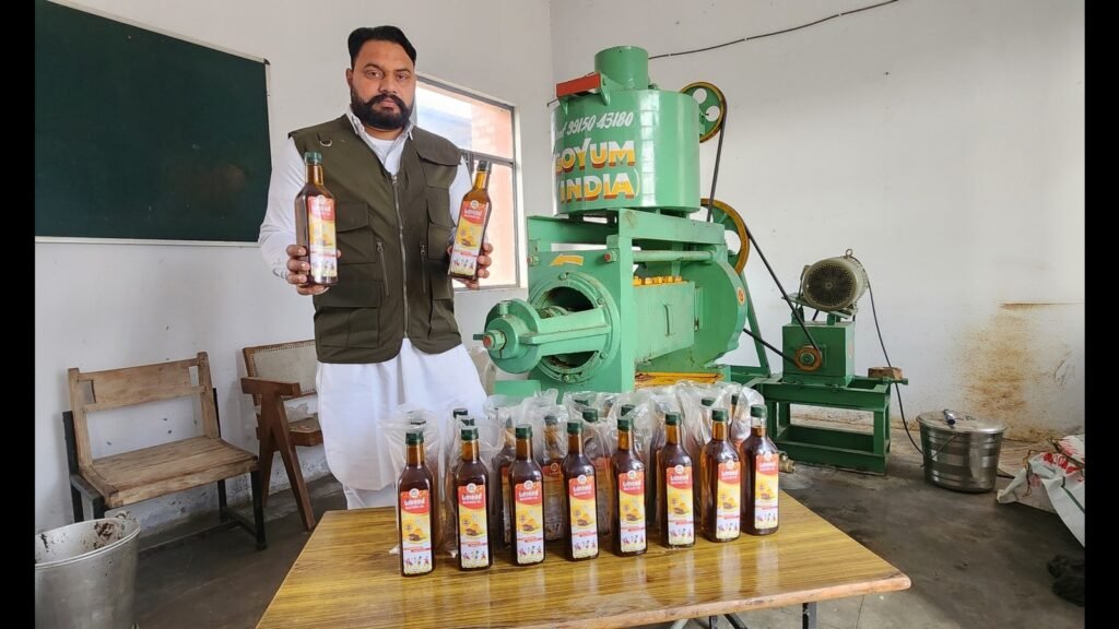 ਬਠਿੰਡੇ ਦੇ ਕਿਸਾਨ ਤੇਲ ਬੀਜਾਂ ਦੇ ਵੱਧ ਮੁਨਾਫ਼ੇ ਦੇ ਵਹਾਅ ਨੂੰ ਦੇਖਦੇ ਹਨ, ਉਤਪਾਦਕ ਸੰਸਥਾ ਬਣਦੇ ਹਨ