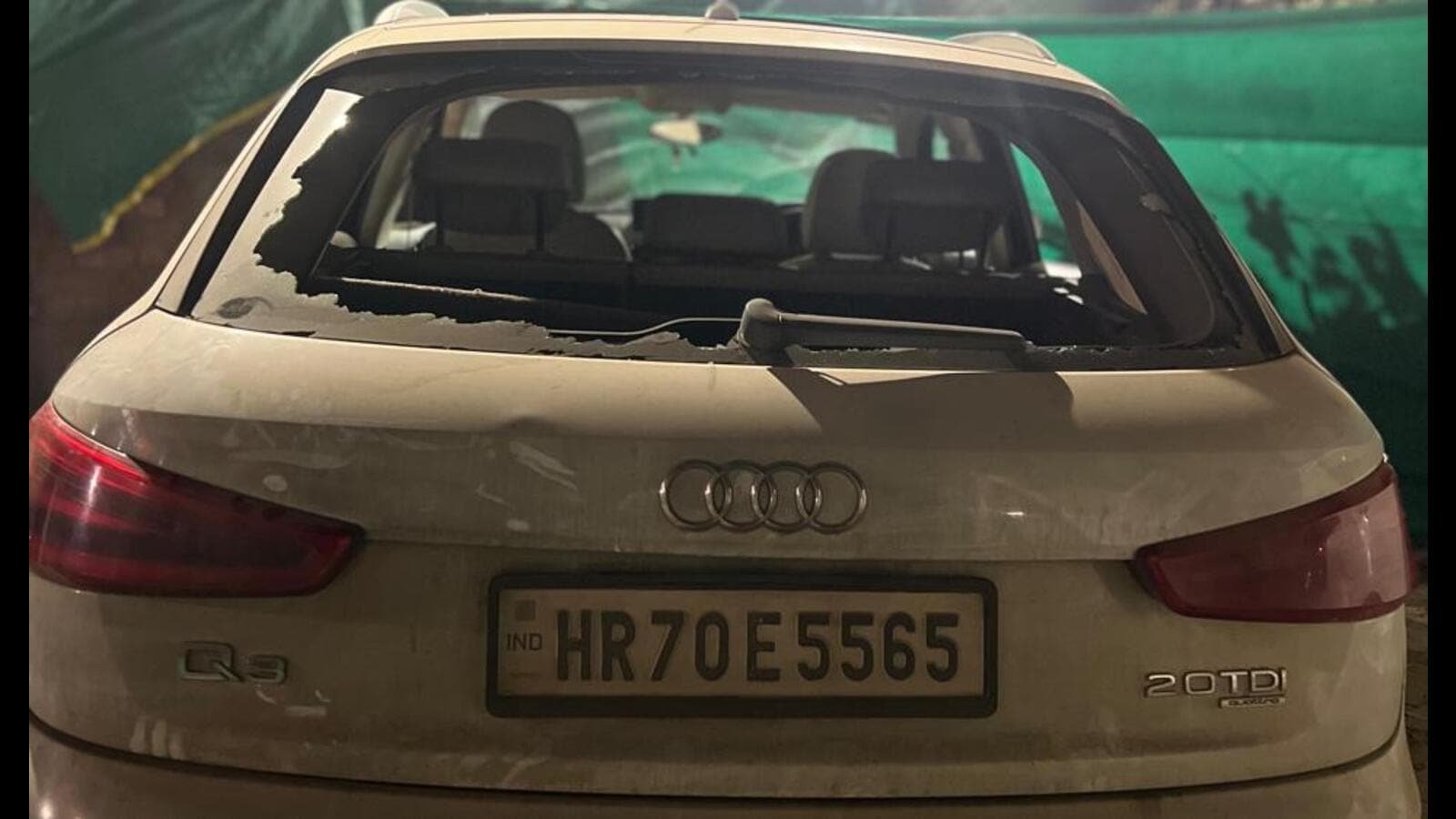 ਮੋਹਾਲੀ: ਔਡੀ ਚਾਲਕ ਨਾਕੇ ਤੋਂ ਫਰਾਰ, ਜਾਨ ਨੂੰ ਖਤਰੇ 'ਚ ਪਾਉਣ ਦੇ ਦੋਸ਼ 'ਚ 3 ਖਿਲਾਫ ਮਾਮਲਾ ਦਰਜ