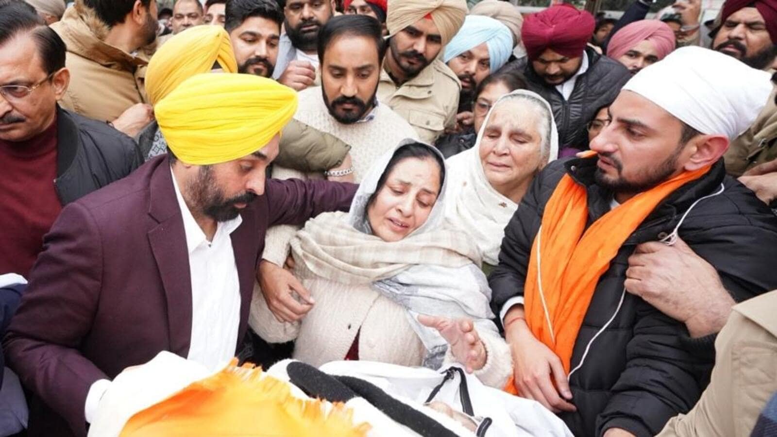ਲੁਧਿਆਣਾ ਪੱਛਮੀ ਤੋਂ ਵਿਧਾਇਕ ਗੁਰਪ੍ਰੀਤ ਗੋਗੀ ਦੀ ਗੋਲੀ ਲੱਗਣ ਨਾਲ ਮੌਤ