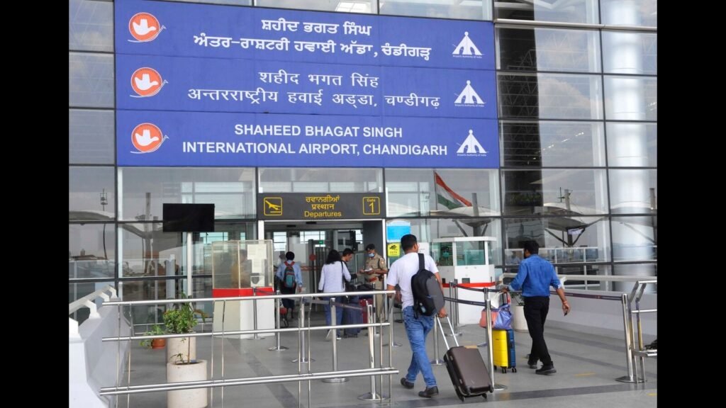 ਹਾਈ ਕੋਰਟ ਨੇ ਚੰਡੀਗੜ੍ਹ ਏਅਰਪੋਰਟ ਨੂੰ ਸ਼ਾਰਟ ਕੱਟ ਛੱਡਣ ‘ਤੇ CHIAL ਬੋਰਡ ਤੋਂ ਰਿਕਾਰਡ ਮੰਗਿਆ