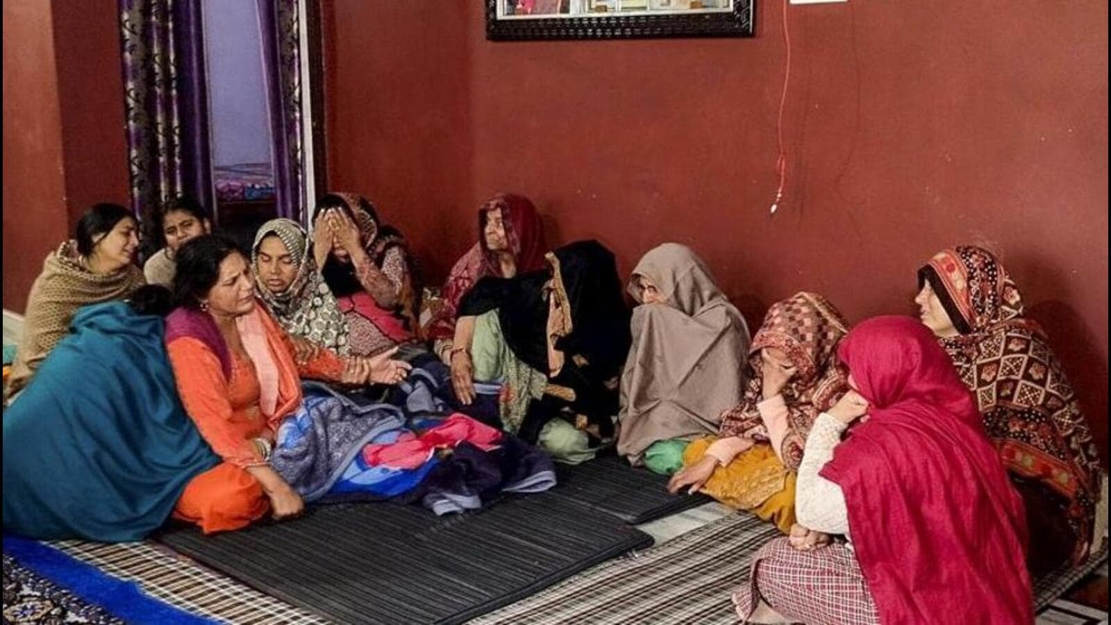 ਅਪ੍ਰੈਲ ID ਧਮਾਕੇ ਵਿੱਚ ਮਾਰੇ ਗਏ ਸਿਪਾਹੀਆਂ ਦੀ ਵਿਆਹ ਸਲੇਟ ਸਨ