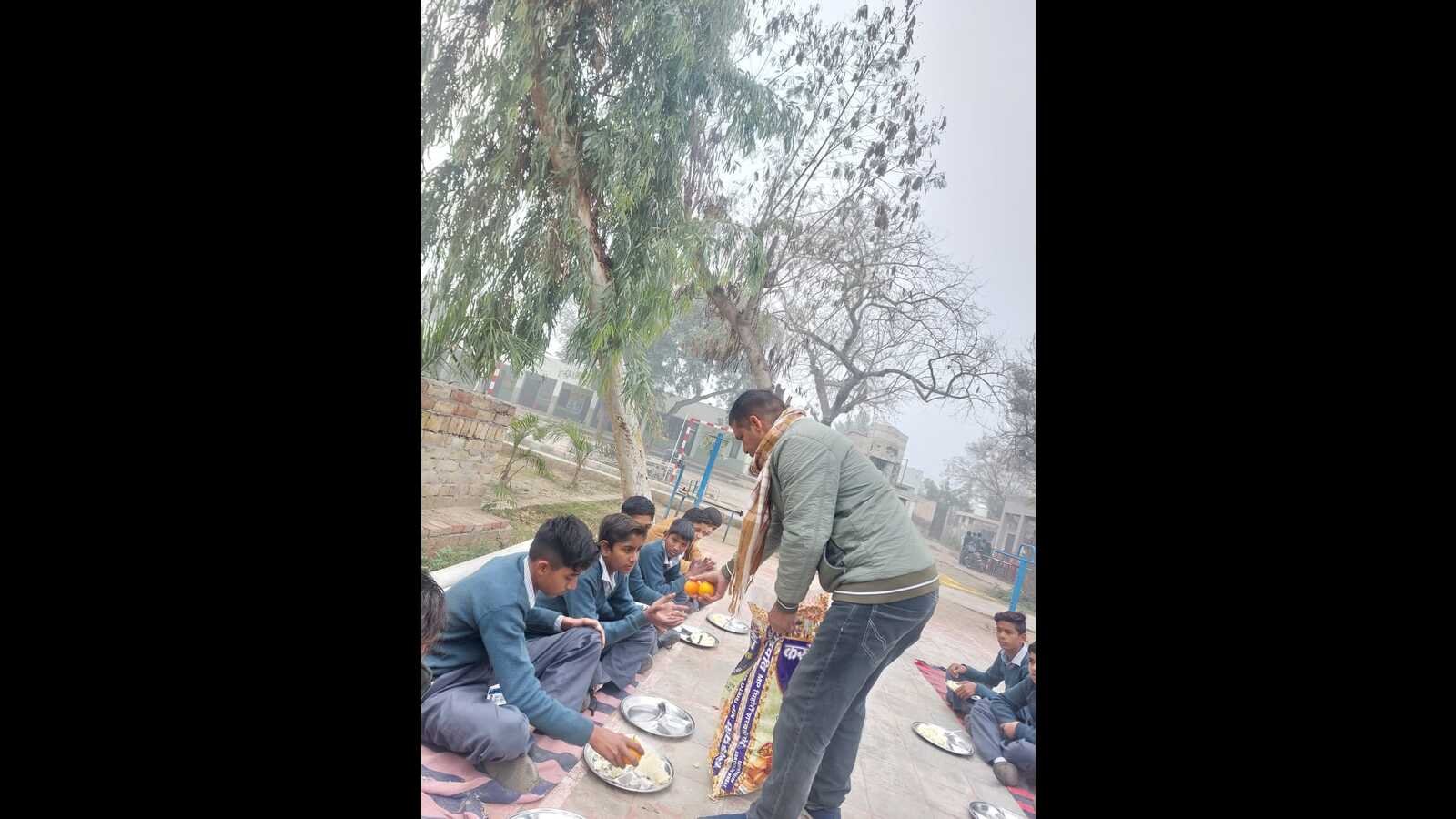 ਪੰਜਾਬ ਦੇ ਮਿਡ-ਡੇਅ ਮੀਟ ਸੁਸਾਇਟੀ: ਵਿੱਤੀ ਵੋਜ਼ ਹਿੱਟ ਖਾਣੇ ਦੀ ਯੋਜਨਾ, ਵਿਦਿਆਰਥੀਆਂ ਨੂੰ ਹਫਤਾਵਾਰੀ ਫਲਾਂ ਬਾਰੇ ਯਾਦ ਕੀਤਾ ਗਿਆ