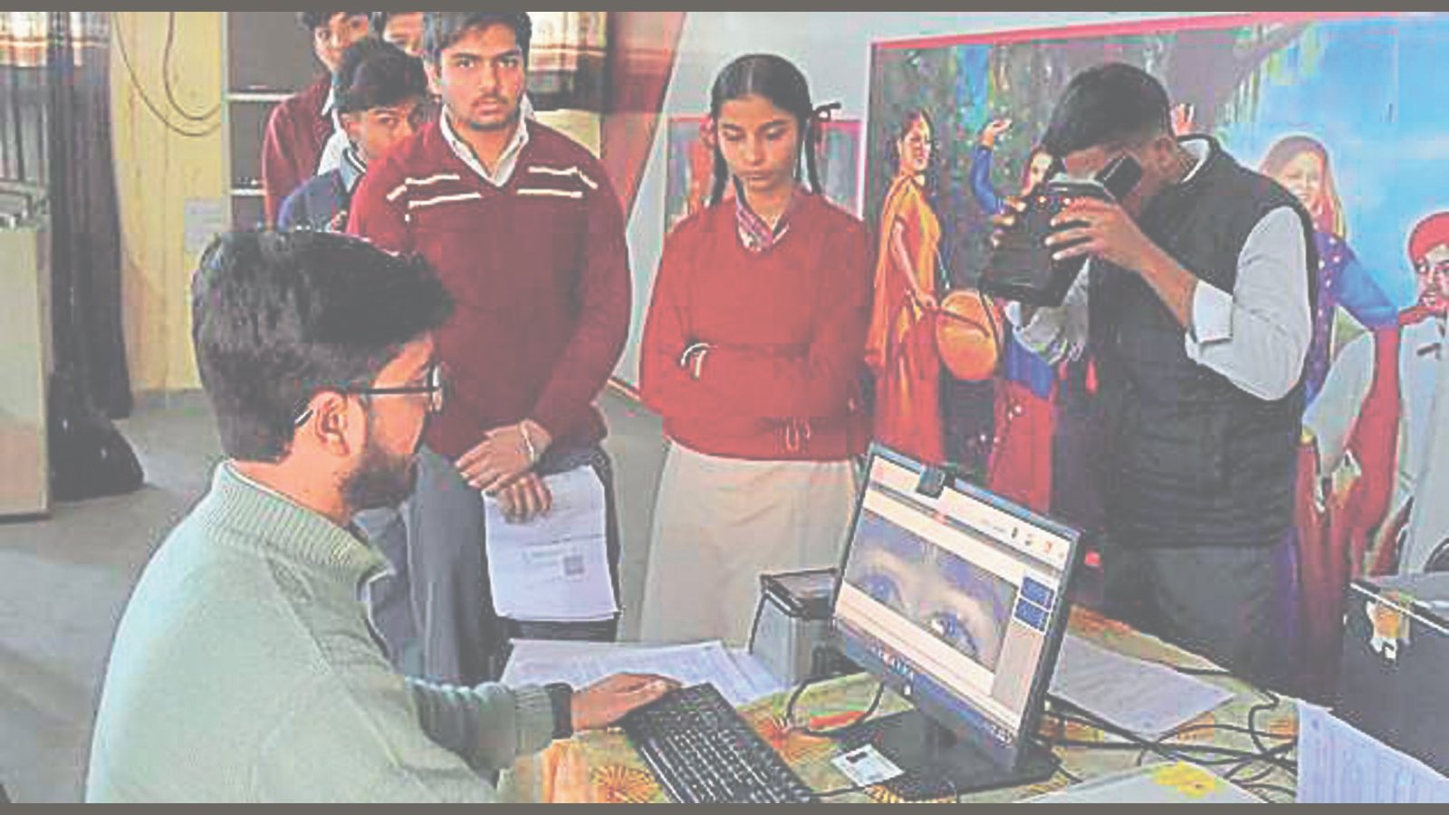 ਲੁਧਿਆਣਾ: ਸਿੱਖਿਆ ਵਿਭਾਗ ਨੇ ਵਿਦਿਆਰਥੀਆਂ ਲਈ ਆਧਾਰ ਦਾਖਲਾ ਕੈਂਪ ਲਗਾਇਆ