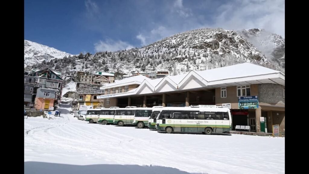 ਹਿਮਾਚਲ ਦੀ ਉੱਚ ਪਹੁੰਚ ਤਾਜ਼ੀ ਬਰਫਬਾਰੀ ਪ੍ਰਾਪਤ ਕਰਦੀ ਹੈ