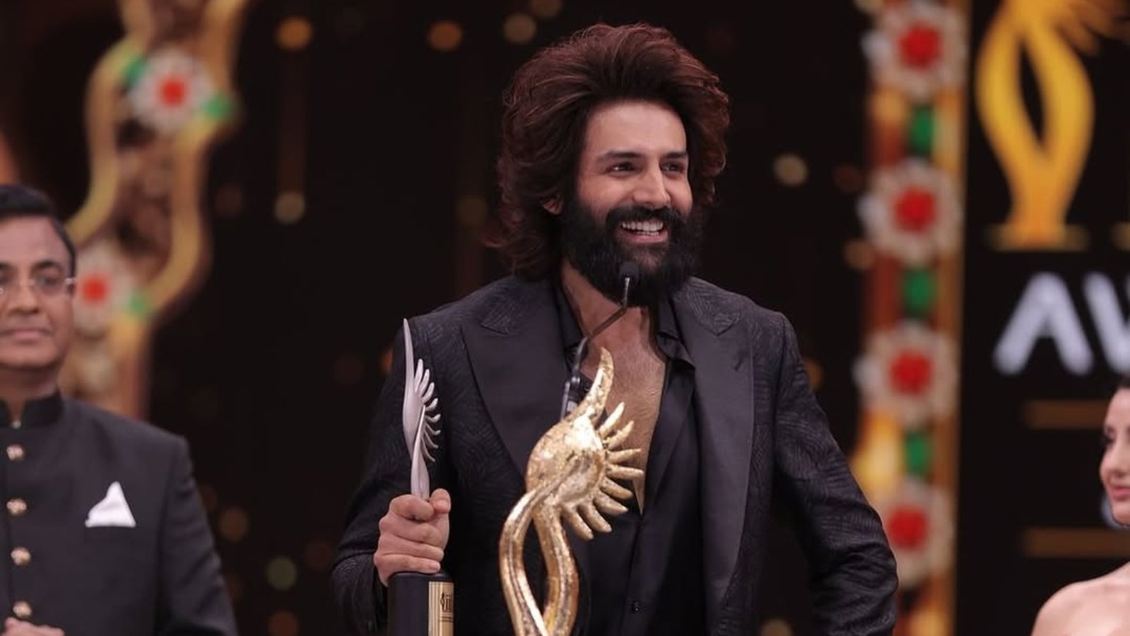 ਆਈਆਈਐਫਏ ਅਵਾਰਡ 2025 ਜੇਤੂਆਂ ਦੀ ਪੂਰੀ ਸੂਚੀ: ਲਾਪਟਾਤਾ ladies ਰਤਾਂ ਨੇ ਬਹੁਤੇ ਵੱਡੇ ਅਵਾਰਡਾਂ ਨੂੰ ਜਿੱਤ ਲਿਆ,