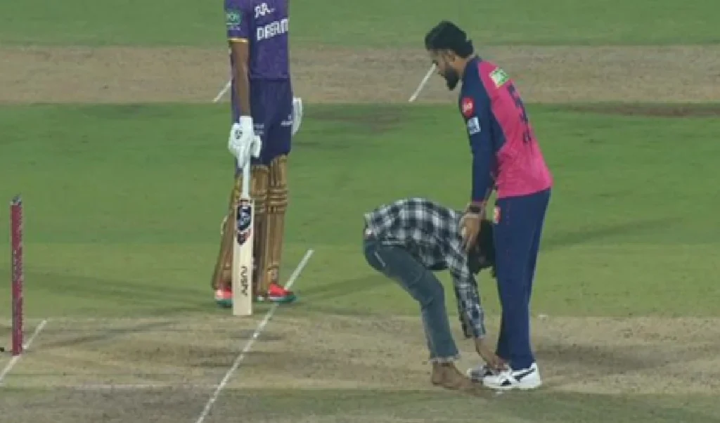 ਆਈਪੀਐਲ 2025: ਰਿਆਨ ਪਰਗ ਲਈ ਪ੍ਰਸ਼ੰਸਕ, ਜੇਲ੍ਹ ਜਾਣ ਲਈ ਤਿਆਰ ਹੈ, ਪਰ ਸਿਰਫ ਲੱਤਾਂ ਨੂੰ ਛੂਹਣਾ ਚਾਹੁੰਦਾ ਹੈ