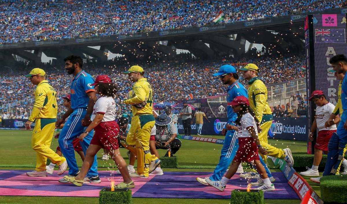 ਇੰਡ ਬਨਾਮ aus: ਅੱਜ ਚੈਂਪੀਅਨਜ਼ ਟਰਾਫੀ ਦਾ ਸੈਮੀਫਾਈਨਲ ਮੈਚ, ਅੱਜ ਭਾਰਤ ਅਤੇ ਆਸਟਰੇਲੀਆ ਦਰਮਿਆਨ ਹੈ