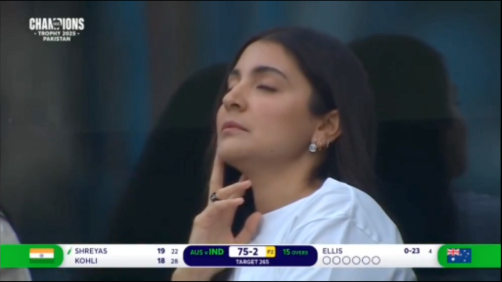 ਕੱਲ੍ਹ ਦੇ ਮੈਚ ਦੌਰਾਨ ਏਨੁਸ਼ਕਾ ਸ਼ਰਮਾ ਨੇ ‘ਝਾਸਪਕੀ’ ‘ਤੇ ਮੋਹਰਿਆ, ਪ੍ਰਸ਼ੰਸਕਾਂ ਨੇ ਉਸ ਨੂੰ’ ਖਾਸ ਥੱਕਿਆ ਦੇਸੀ ਮੰਮੀ ‘ਕਿਹਾ