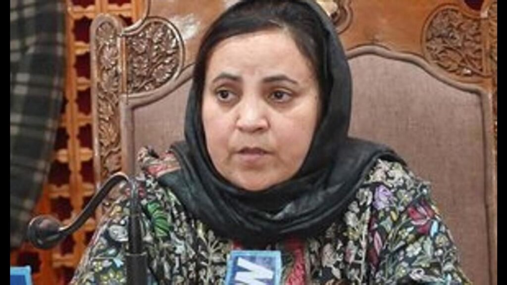 ਛੇ ਮਹੀਨਿਆਂ ਦੇ ਅੰਦਰ ਰਿਪੋਰਟ ਜਮ੍ਹਾ ਕਰਨ ਲਈ ਮੰਤਰਾਲੇ ਪੈਨਲ: ਆਈ.ਟੀ.ਓ.