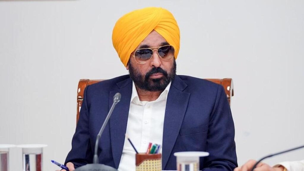 ਡਿ duty ਟੀ ਜਾਂ ਫੇਸ ਮੁਅੱਤਲ ਵਿੱਚ ਸ਼ਾਮਲ ਹੋਵੋ: ਪੰਜਾਬ ਸਰਕਾਰ ਮਾਲ ਅਧਿਕਾਰੀਆਂ ਦਾ ਵਿਰੋਧ ਕਰੇਗੀ