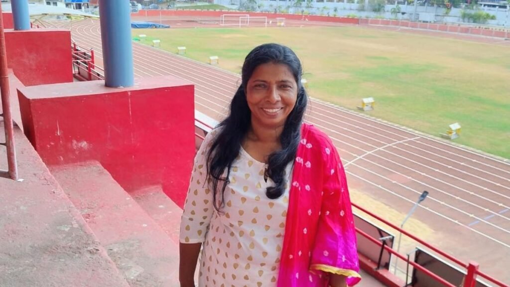 ਤਿਰੂਵਨੰਤਪੁਰਮ ਦਾ ਸੈਨੀਟੇਸ਼ਨ ਕਾਰਜਕਰਤਾ, ਧਨਵਨੰਤਪੁਰਮ ਦਾ ਇਕ ਸੈਨੀਟੇਸ਼ਨ ਕਾਰਜਕਰਤਾ, ਲੇਖਕ ਵਜੋਂ ਆਪਣੀ ਫੇਰੀ ਬਾਰੇ ਗੱਲ ਕਰਦਾ ਹੈ