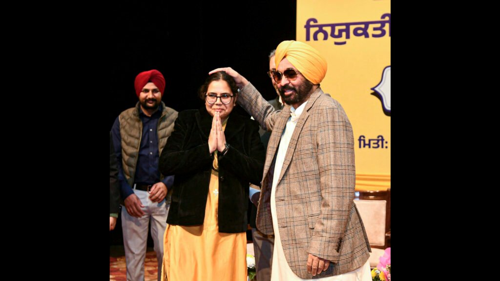 ਪੰਜਾਬ ਦੇ ਮੁੱਖ ਮੰਤਰੀ ਨੇ ਕਿਹਾ, 50k ਅਤੇ ਸਰਕਾਰੀ ਨੌਕਰੀਆਂ ਜਲਦੀ ਹੀ ਨੌਜਵਾਨਾਂ ਨੂੰ ਦਿੱਤੀਆਂ ਜਾਣਗੀਆਂ