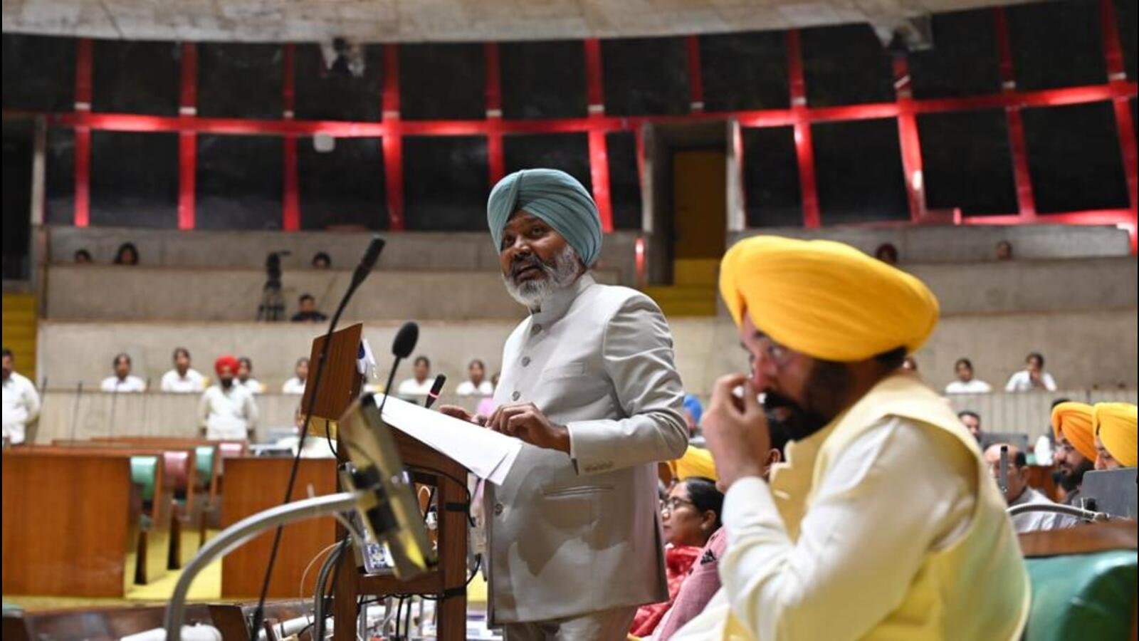 ਪੰਜਾਬ ਦੇ ₹ lakh ਲੱਖ ਕਰੋੜ ਰੁਪਏ ਦੇ ਬਜਟ ਨਸ਼ਿਆਂ ਦੀ ਸਮੱਸਿਆ, ਸਿਹਤ ਖੇਤਰ 'ਤੇ ਕੇਂਦ੍ਰਤ