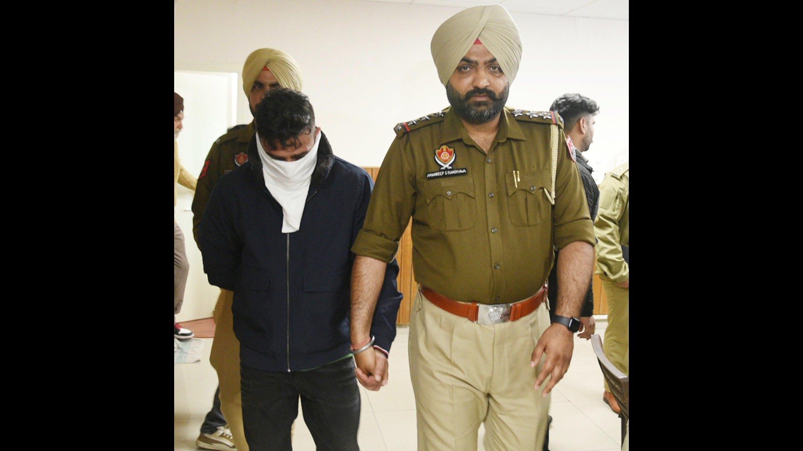 ਪੰਜਾਬ ਪੁਲਿਸ ਦੇ ਐਫਬੀਆਈ ਦੇ ਜਾਲ ਵਿੱਚ ਨਸ਼ਾ ਮਾਲਕ ਚਾਹੁੰਦਾ ਸੀ