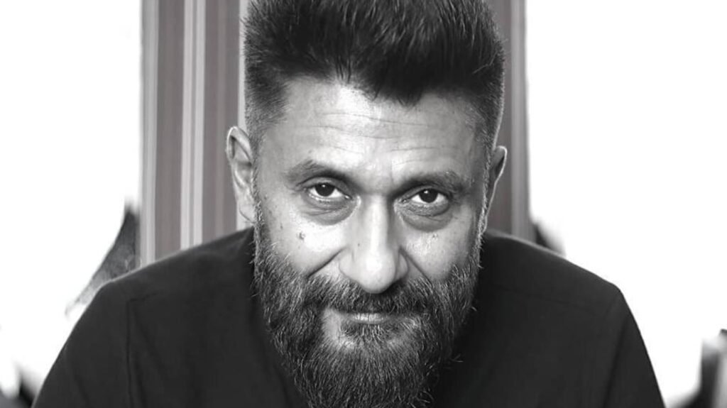 ਵਿਵੇਕ ਅਗਨੀਹੋਟੀਰੀ ਕਹਿੰਦੀ ਹੈ ਕਿ ਬਾਲੀਵੁੱਡ ਸ਼ਰਮਿੰਦਾ ਹੈ: ‘ਪੁਰਾਣੀਆਂ ਫਿਲਮਾਂ ਨੂੰ ਛੱਡਣ ਲਈ ਇਕ ਪਾਗਲ ਕਾਹਲੀ ਹੈ’