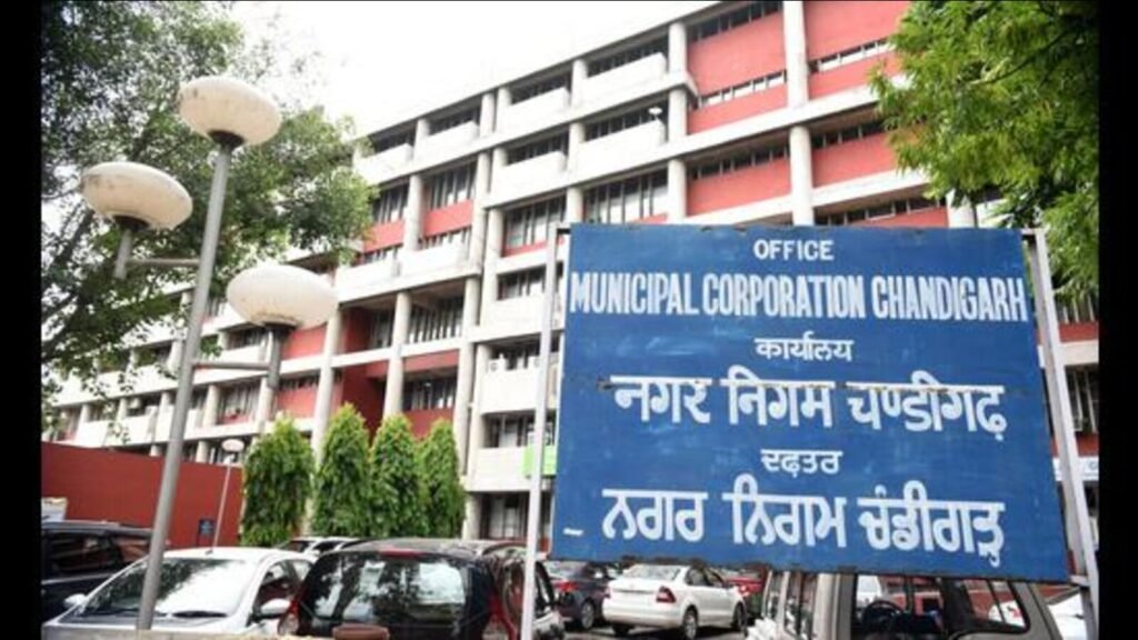 ਸਰਵਿਸ ਪੈਨਲ ਦੇ ਅਧਿਕਾਰ ਪੈਨਲ ਚੰਡੀਏ ਜਾਂਦੇ ਹਨ