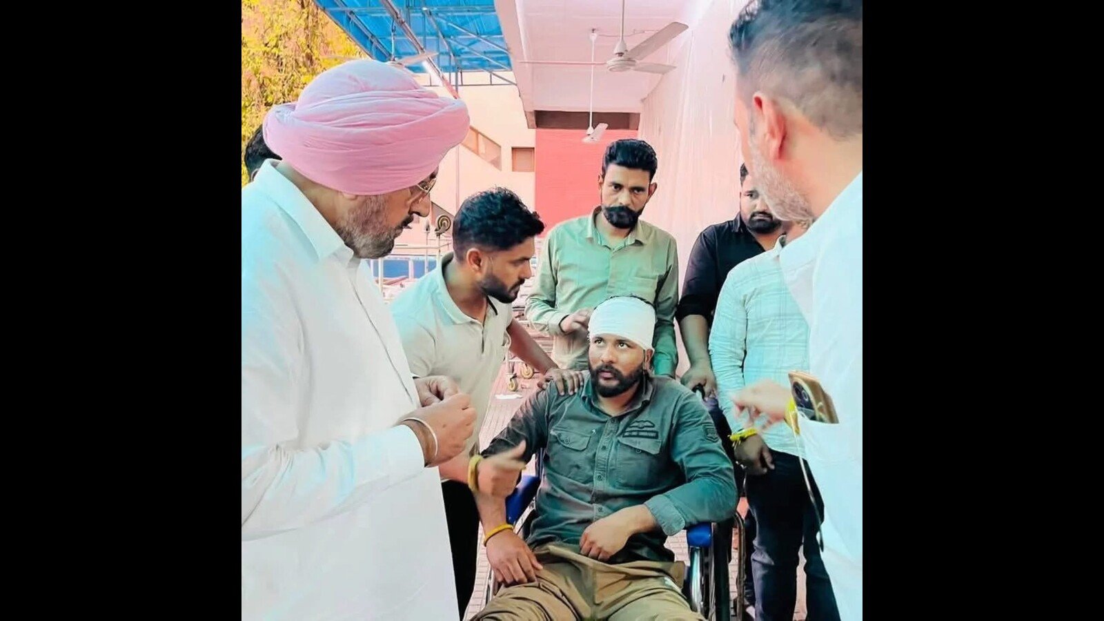 17 ਡੇਰੇ ਬਾਸੀ ਹਸਪਤਾਲ ਦੇ ਟਕਰਾਅ ਲਈ ਬੁੱਕ ਕੀਤਾ ਗਿਆ; 'ਆਪ', ਕਾਂਗਰਸ ਦਾ ਵਪਾਰ ਬਰਬਜ਼