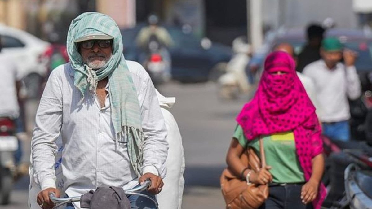 ਆਈਐਮਡੀ ਉਪਰੋਕਤ-ਸਧਾਰਣ ਤਾਪਮਾਨਾਂ ਵਿੱਚ ਭਵਿੱਖਬਾਣੀ ਕਰਦਾ ਹੈ, ਮਈ ਵਿੱਚ ਭਾਰਤ ਦੇ ਬਹੁਤੇ ਹਿੱਸਿਆਂ ਵਿੱਚ ਵਧੇਰੇ ਹੀਟਡਵੇ ਦਿਨ