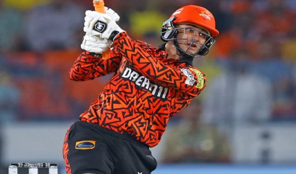 ਆਈਪੀਐਲ 2025: ਅਭਿਸ਼ੇਕ ਸ਼ਰਮਾ ਨੇ ਟੀ -20 ਕ੍ਰਿਕਟ ਵਿੱਚ ਇੱਕ ਵੱਡੀ ਹਿੱਟ ਬਣਾਇਆ, ਜਿਸ ਵਿੱਚ ਅਜਿਹਾ ਹੈਰਾਨੀ ਹੁੰਦੀ ਸੀ