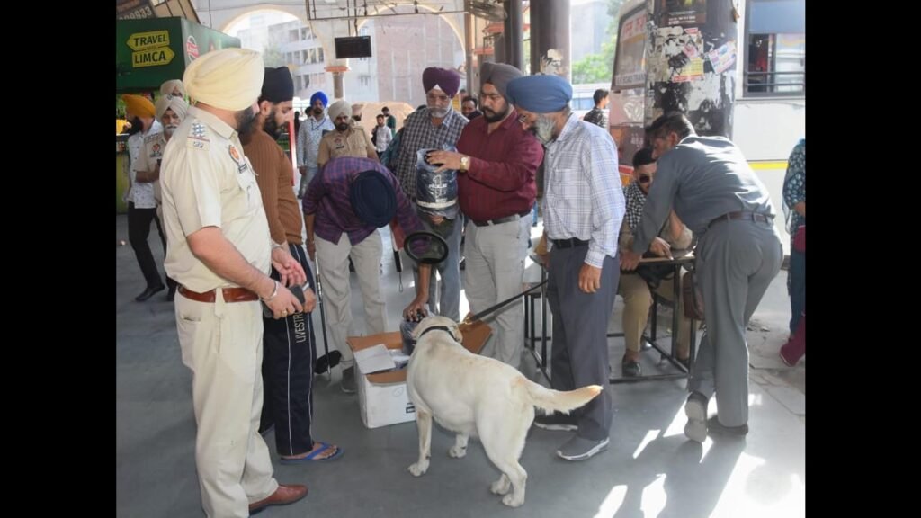 ਨਸ਼ਾ ਵਿਰੋਧੀ ਮੁਹਿੰਮ ਵਿੱਚ ਪੰਜਾਬ ਦੇ ਫੇਸ ਕਾਰਗੁਜ਼ਾਰੀ ਸਮੀਖਿਆ ਵਿੱਚ ਐਸਐਸਪੀਐਸ, ਸੀਪੀਐਸ