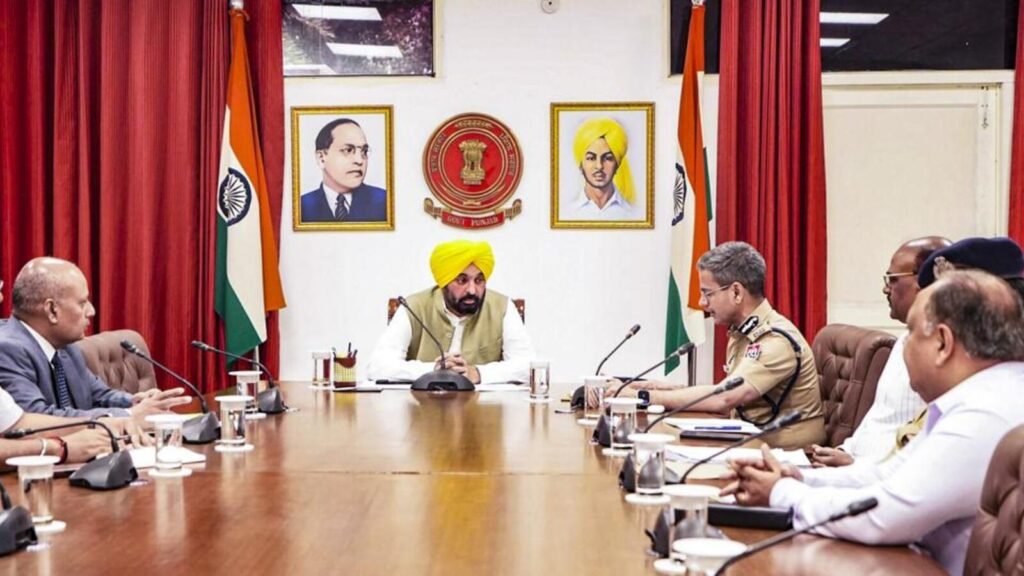 ਪਹਿਲਗਾਮ ਹਮਲਾ: ਪੰਜਾਬ ਨੇ ਹਾਈ ਅਲਰਟ ਲਗਾ ਦਿੱਤੀ, ਮੁੱਖ ਮੰਤਰੀ ਨੇ ਸੁਰੱਖਿਆ ਨੂੰ ਪੂਰਾ ਕੀਤਾ