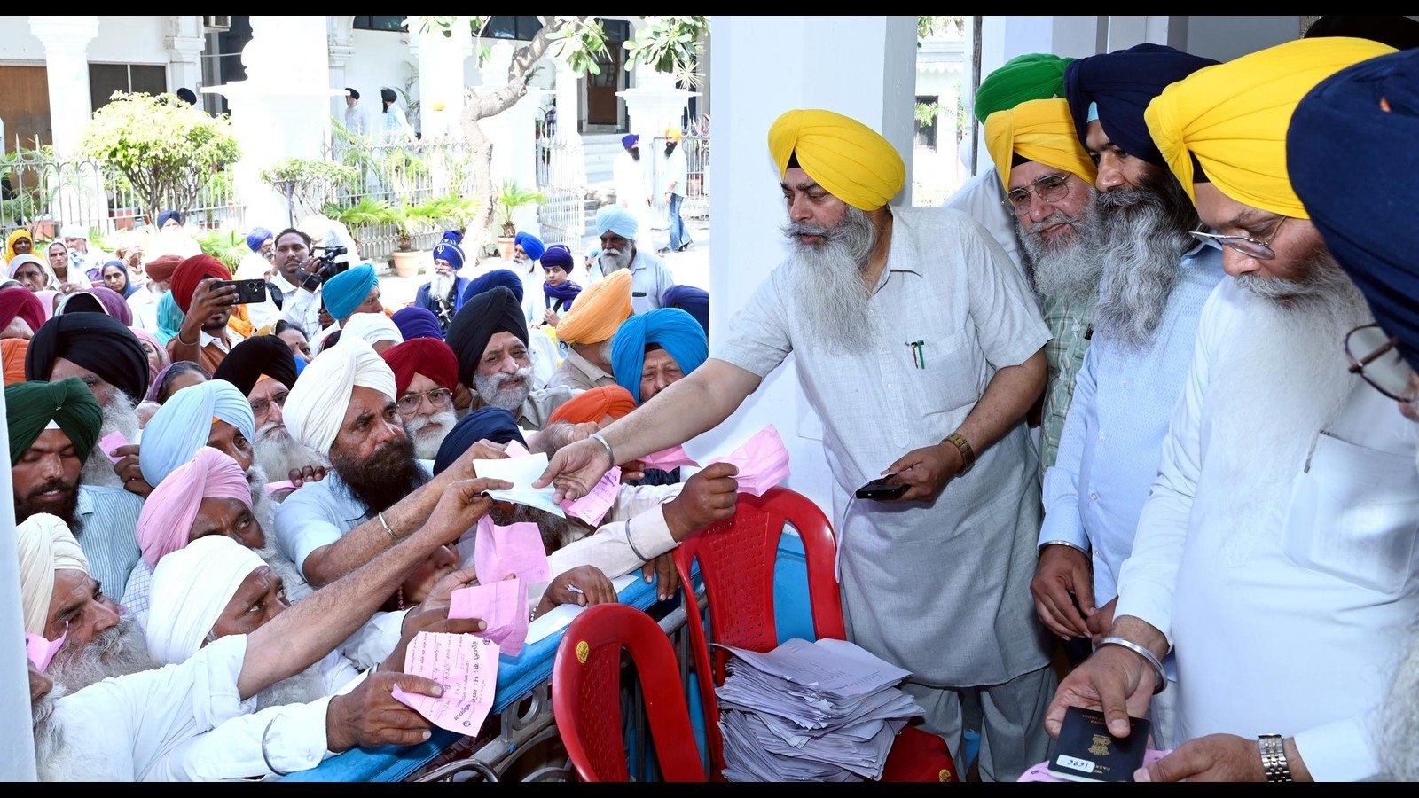 ਪਹਿਲੀ ਵਾਰ, ਪਾਕਿਸਤਾਨ ਸਰਕਾਰ ਨੇ 8 ਕੇ ਵੀਜ਼ਾ ਨੂੰ ਵਿਸਾਖੀ ਦੇ ਭਾਰਤੀ ਸਿੱਖ ਸ਼ਰਧਾਲੂਆਂ ਨੂੰ ਰਿਕਾਰਡ ਕੀਤਾ