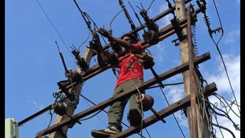 ਪੀਸੀਐਚ ਦੀ ਮੰਗ ਦੇ ਵਿਚਕਾਰ ਜ਼ਮੀਨੀ ਡਿ duties ਟੀਆਂ ਤੇ ਪੀਐਸਪੀਐਲ ਤਕਨੀਕੀ ਸਟਾਫ ਵਾਪਸ