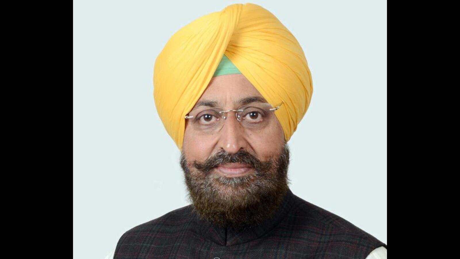 ਪੰਜਾਬ ਬਾਜਵਾ ਨੇ '50 ਬੰਬਾਂ 'ਦੇ ਦਾਅਵੇ' ਤੇ ਹਮਲਾਵਰ ਹੋਣ ਤੋਂ ਬਾਅਦ ਬੁੱਕ ਕੀਤਾ