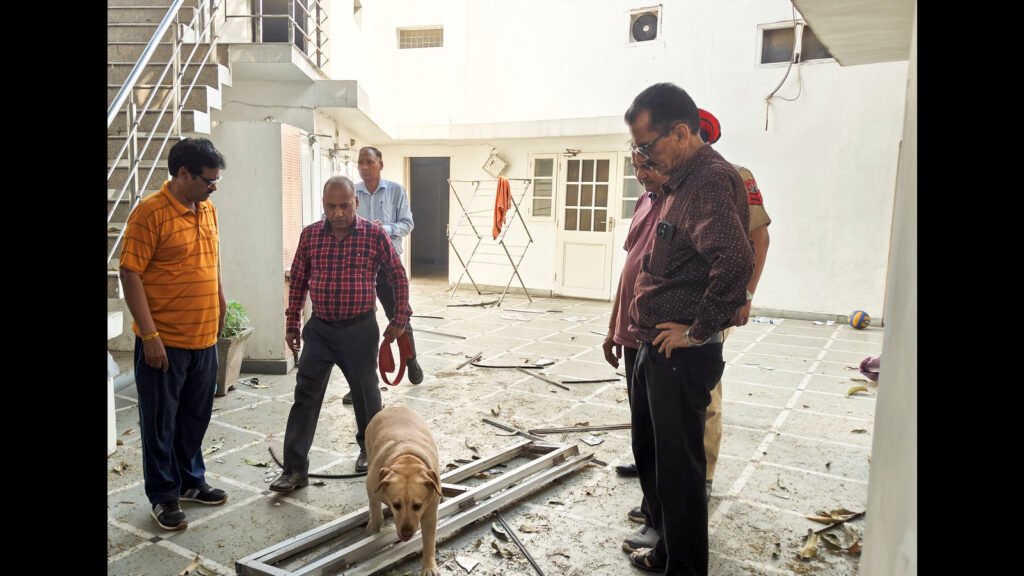 ਭਾਜਪਾ ਨੇਤਾ ਦੇ ਘਰ ਦੇ ਗ੍ਰਨੇਡ ਹਮਲੇ: 2 ਸ਼ੱਕੀ ਵਿਅਕਤੀਆਂ ਦੀ ਪੁਲਿਸ ਹਿਰਾਸਤ ਵਿੱਚ 4 ਦਿਨ ਵਧਿਆ