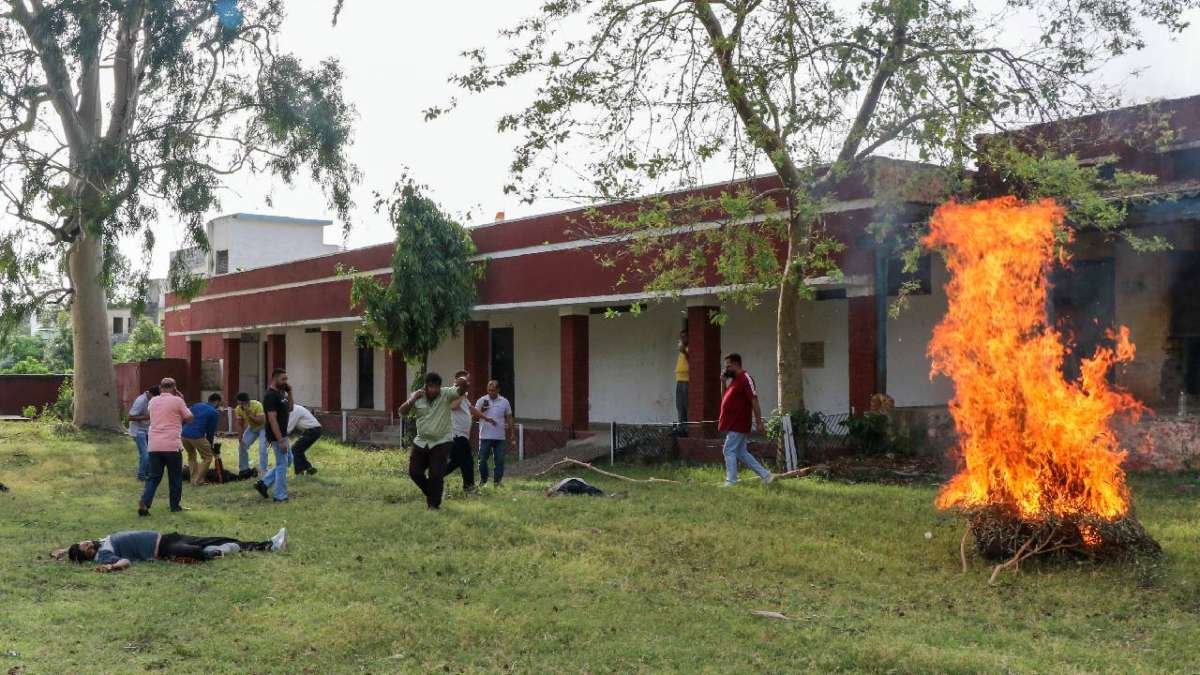 6 ਸਰਹੱਦੀ ਰਾਜਾਂ ਵਿੱਚ ਕਾਰਜਸ਼ੀਲ ਸ਼ੀਲਡ ਮਾਹੌਲ ਮਸ਼ਕ, ਯੂਟੀਐਸ; ਜੰਗ ਵਰਗੀ ਦ੍ਰਿਸ਼ | ਵੀਡੀਓ