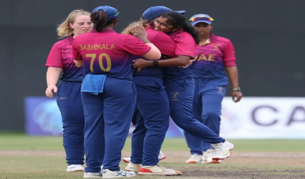 ਇਹ ਕ੍ਰਿਕਟ ਇਤਿਹਾਸ ਦਾ ਪਹਿਲਾ ਮੌਕਾ ਹੈ, ਯੂਏਈ ਬੱਲੇਬਾਜ਼ ਸੇਵਾਮੁਕਤ ਹੋਏ