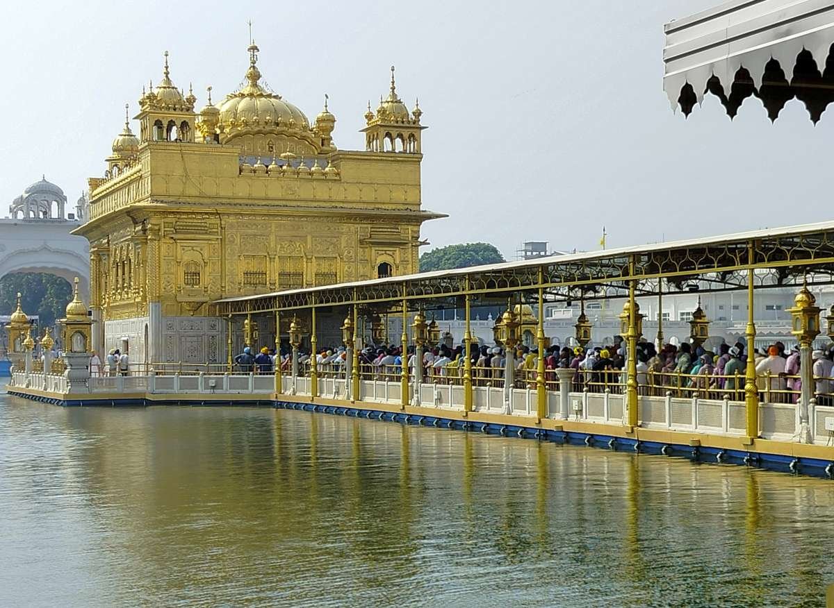 ਓਪਰੇਸ਼ਨ ਦੇ ਦੌਰਾਨ ਹਰਿਮੰਦਰ ਸਾਹਿਬ ਵਿਖੇ ਭਾਰਤੀ ਸੈਨਾ ਨੇ ਹਰਿਮੰਦਰ ਸਾਹਿਬ 'ਤੇ ਏਅਰ ਡਿਫੈਂਸ ਬੰਦੂਕ ਦੀ ਤਾਇਨਾਤੀ ਨੂੰ ਨਕਾਰਿਆ