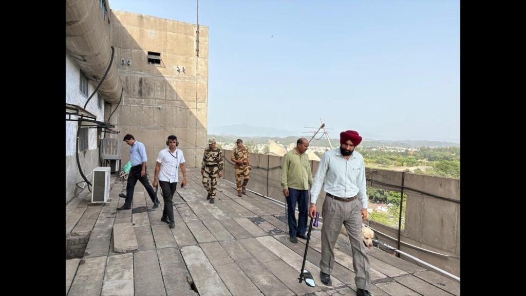 ਚੰਡੀਗੜ੍ਹ: ਹੁਣ, ਹਰਿਆਣਾ ਦੇ ਮੁੱਖ ਮੰਤਰੀ ਨਿਵਾਸ, ਸਕੱਤਰੇਤ ਪ੍ਰਾਪਤ ਹੋਕੇਕਸ ਬੰਬ ਧਮਕੀ