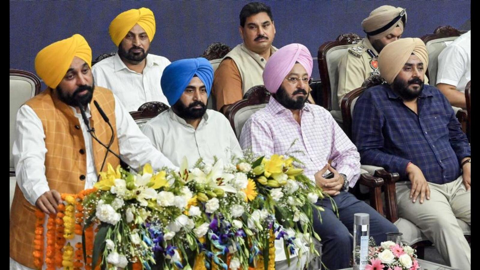 ਪੰਜਾਬ: ਕਿਸਾਨਾਂ ਨੂੰ ਗੁਮਰਾਹ ਕੀਤਾ ਗਿਆ, ਮਫੀਆ ਲੈਂਡ ਪੂਲਿੰਗ ਸਕੀਮ ਦਾ ਵਿਰੋਧ ਕਰਦਿਆਂ ਮੁੱਖ ਮੰਤਰੀ ਨੇ ਕਿਹਾ