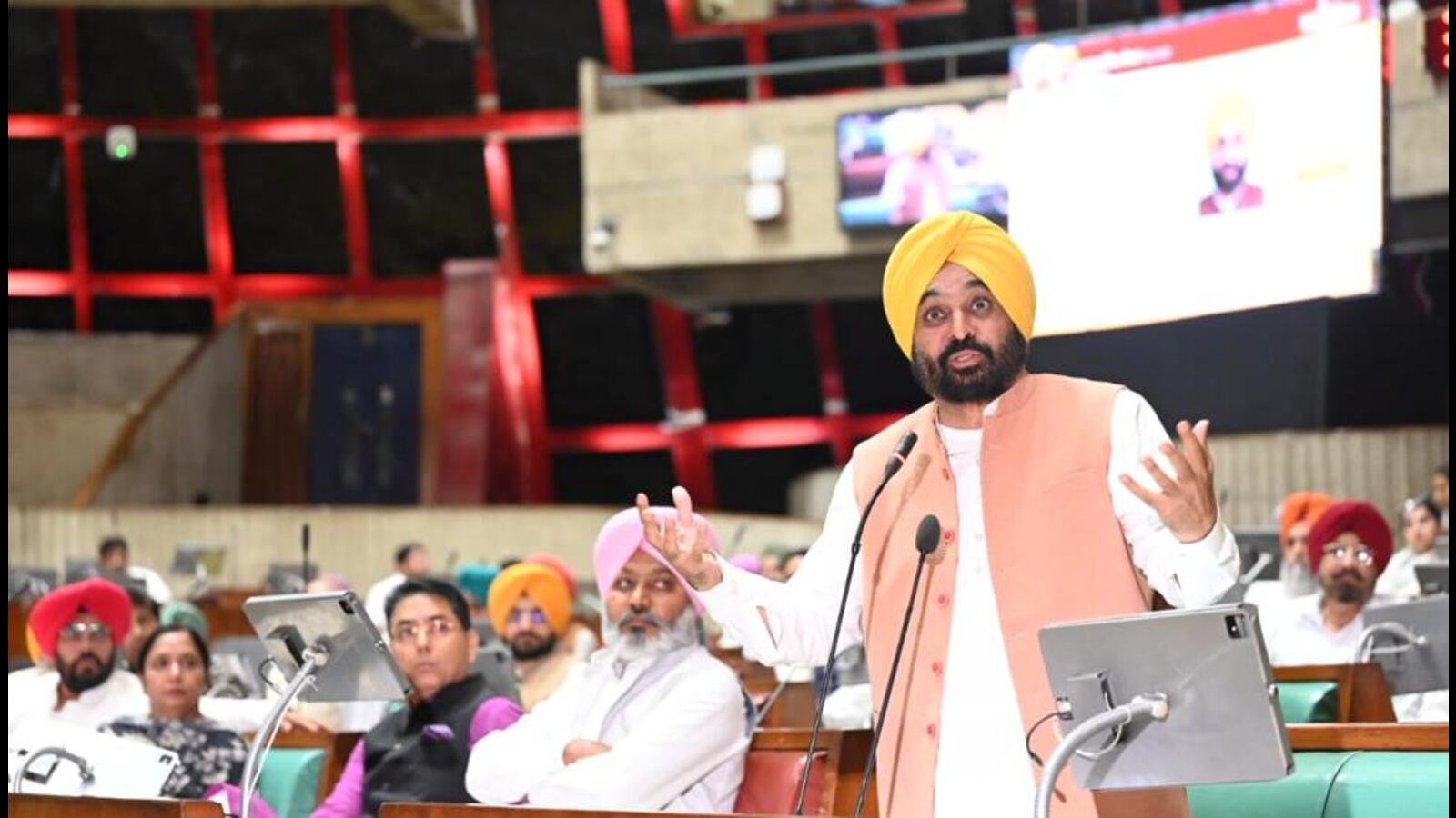 ਪੰਜਾਬ ਹਰਿਆਣਾ ਨੂੰ ਆਪਣੇ ਹਿੱਸੇ ਤੋਂ ਪਾਣੀ ਦੀ ਬੂੰਦ ਨਾ ਦੇਣ ਦਾ ਹੱਲ ਕਰਦਾ ਹੈ