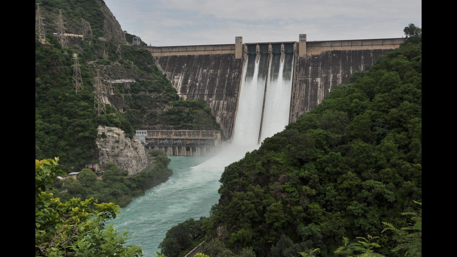 ਬਰਿੰਕ 'ਤੇ ਪੰਜਾਬ: ਮਿਥਿਹਾਸਕ ਤੋਂ, ਸੁਧਾਰਾਂ ਨੂੰ ਸੁਧਾਰ ਕਰਨ ਲਈ