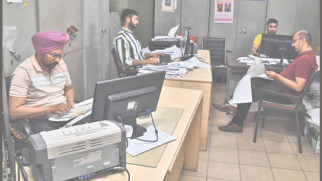 ਲੁਧਿਆਣਾ: 500 ਤੋਂ ਵੱਧ ਨੇ ਭਾਰਤ-ਪਾਕਿ ਤਣਾਅ ਦੇ ਦੌਰਾਨ ਹੜ ਵਾਲੇ ਨਿਯੰਤਰਣ ਕਮਰੇ ਵਿੱਚ ਬੰਦ ਕੀਤਾ