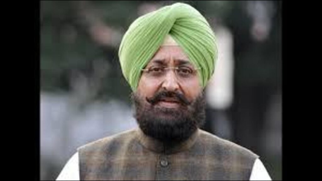 {ਸੀ ਐਲ ਪੀ ਮਿਲਦੇ} ਕਾਂਗਰਸ ਨੇ ਪੰਜਾਬ ਨਾਲ ਦ੍ਰਿੜਤਾ ਨਾਲ ਖੜ੍ਹੇ ਹੋ: ਬਾਜਵਾ