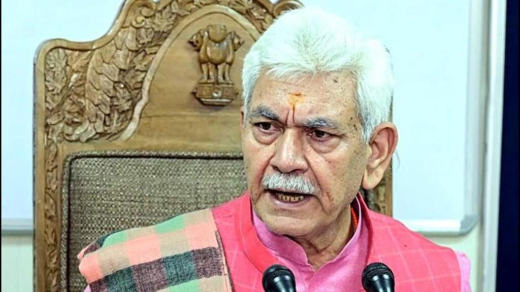 ਅੱਤਵਾਦੀ ਲਿੰਕਾਂ ਨੂੰ ਬਰਖਾਸਤ ਕਰਨ ਲਈ 3 ਜੰਮੂ-ਕਸ਼ਮੀਰ ਸਰਕਾਰ ਨੇ ਬਰਕਰਾਰ ਕੀਤਾ