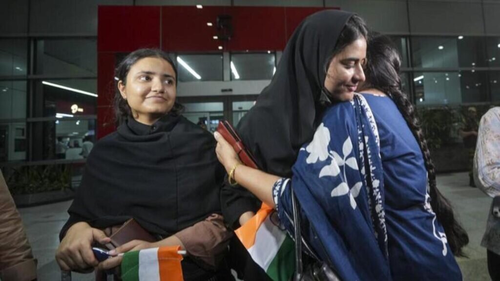 ਇਰਾਨ ਤੋਂ 114 ਜੇ ਐਂਡ ਕਰ ਦੇ ਵਿਦਿਆਰਥੀਆਂ ਨੂੰ ਬੱਸਾਂ ਵਿਚ ਕਸ਼ਮੀਰ ਵਾਪਸ ਲਿਆਇਆ ਜਾਏਗਾ