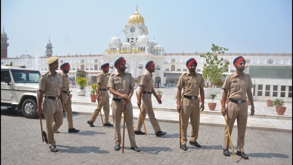 ਓਪੀ ਬਲੂਸਟਾਰ ਗ੍ਰੀਵ: ਟਕਸਾਲ ਦੁਆਰਾ ‘SANHHS’ ਦੇ ਅਮਿੱਤ ਦੇ ਵਿਚਕਾਰ ਦੇ ਵਿਰੋਧ ਨੂੰ ਪ੍ਰਦਾਨ ਕਰਨ ਲਈ ਜਥੇਦਾਰ