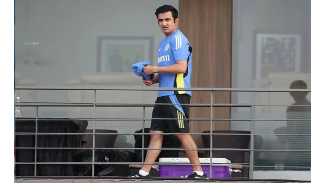 ਗੌਤਮ ਗੰਭੀਰ ਦੀ ਮਾਂ ਦਾ ਦਿਲ ਦਾ ਦੌਰਾ ਪੈ ਗਿਆ, ਟੀਮ ਇੰਡੀਆ ਦਾ ਮੁੱਖ ਕੋਚ ਇੰਗਲੈਂਡ ਤੋਂ ਘਰ ਪਰਤਿਆ