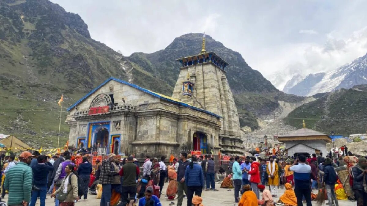 ਚਾਰ ਧਾਮ ਯਾਤਰਾ ਅਸਥਾਈ ਤੌਰ 'ਤੇ ਭਾਰੀ ਬਾਰਸ਼, ਉਤਰਾਖੰਡ ਵਿੱਚ ਖੰਭਿਆਂ ਵਿੱਚ ਮੁਅੱਤਲ ਕਰ ਦਿੱਤੀ ਗਈ
