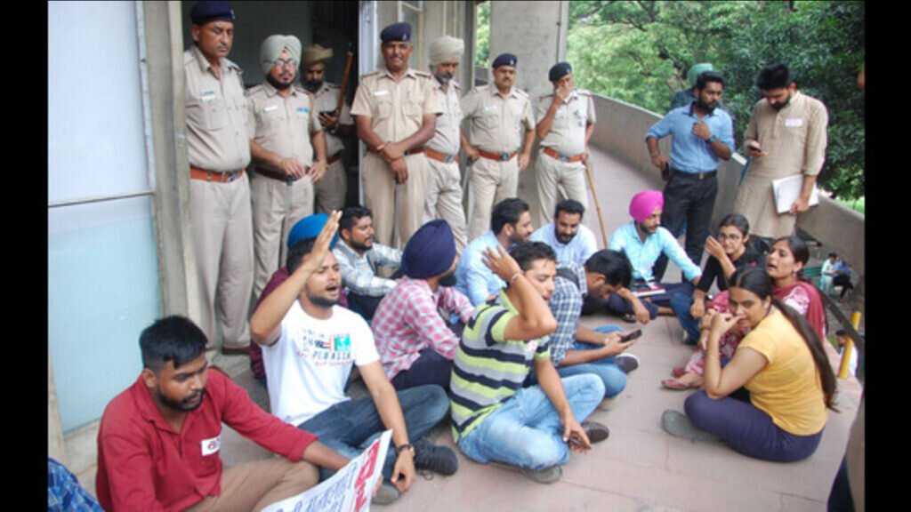 ਚੰਡੀਗੜ੍ਹ ਪੂ ਵਿਰੋਧੀ: ਵਿਦਿਆਰਥੀ ਸਰਗਰਮੀ, ਰਾਜਨੀਤੀ ਦਾ ਇੱਕ ਗੁੰਝਲਦਾਰ ਵੈੱਬ