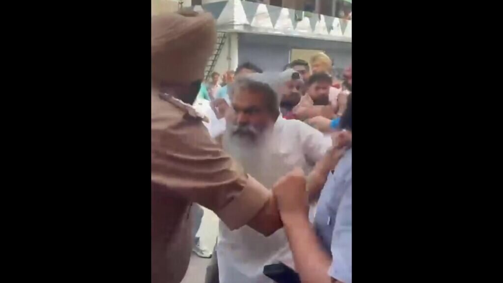 ਲੁਧਿਆਣਾ: ਆਂਬੂ ਦੋਸ਼ੀਆਂ ਨੇ ਕੋਂਹੂਮ ਦੋਸ਼ਾਂ ਨੂੰ ਹਿਰਾਸਤ ਕਰ ਰਿਹਾ ਹਾਂ, ਸੰਮੇਲਨ