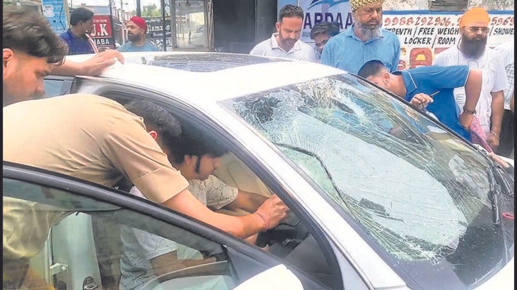 ਲੁਧਿਆਣਾ: ਤੇਜ਼ ਆਡੀ ਨੇ ਆਡੀ ਨੂੰ ਹੱਤਿਆ 1 ਨੂੰ ਮਾਰ ਦਿੱਤਾ 1; ਡਰਾਈਵਰ ਬਚ ਗਿਆ